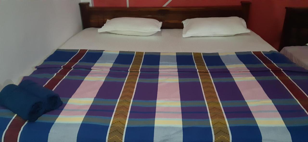 דמבולה Sandra Guesthouse מראה חיצוני תמונה
